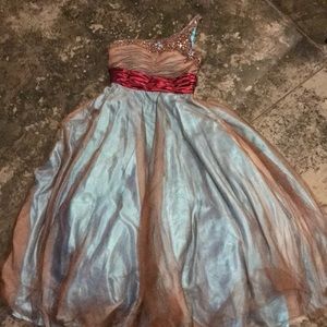 Sz 16 Poofy formal Dress